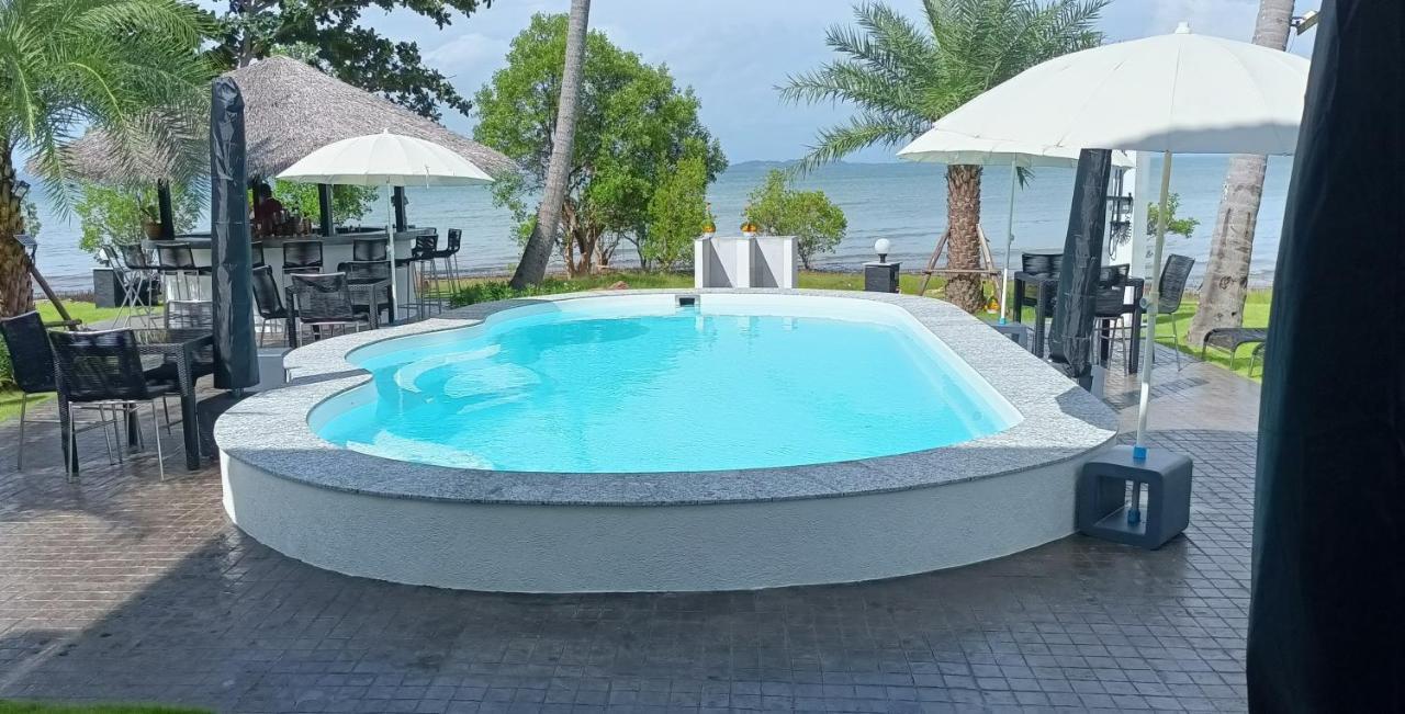 Ganze Villa Beachfront-Pool-Villa-Apartment Koh Chang Exterior photo