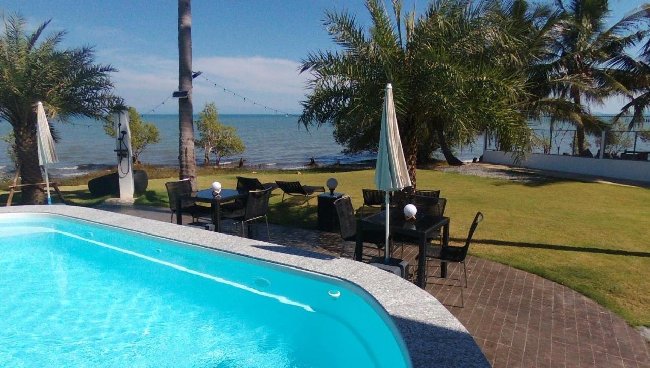Ganze Villa Beachfront-Pool-Villa-Apartment Koh Chang Exterior photo